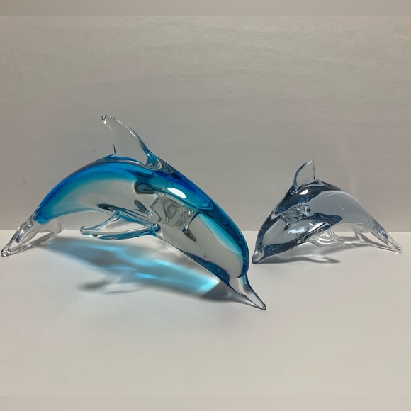 Crystal Blue Dolphin Fifth Avenue Art Glass Blue & Clear Set of 2 Dolphins - Picture 9 of 16